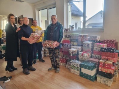 Krabičky plné lásky ...